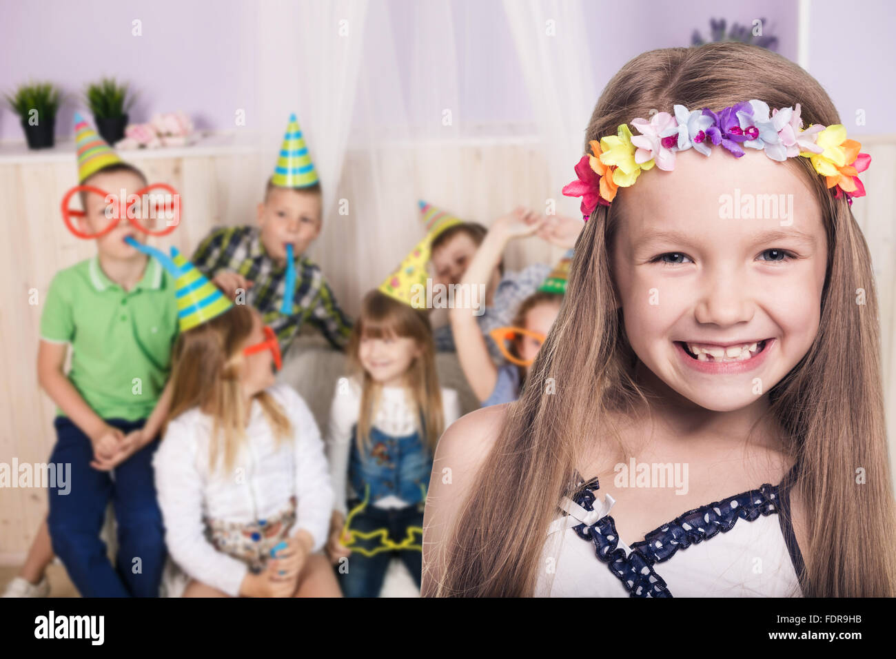 Bambini festeggia il compleanno Foto Stock