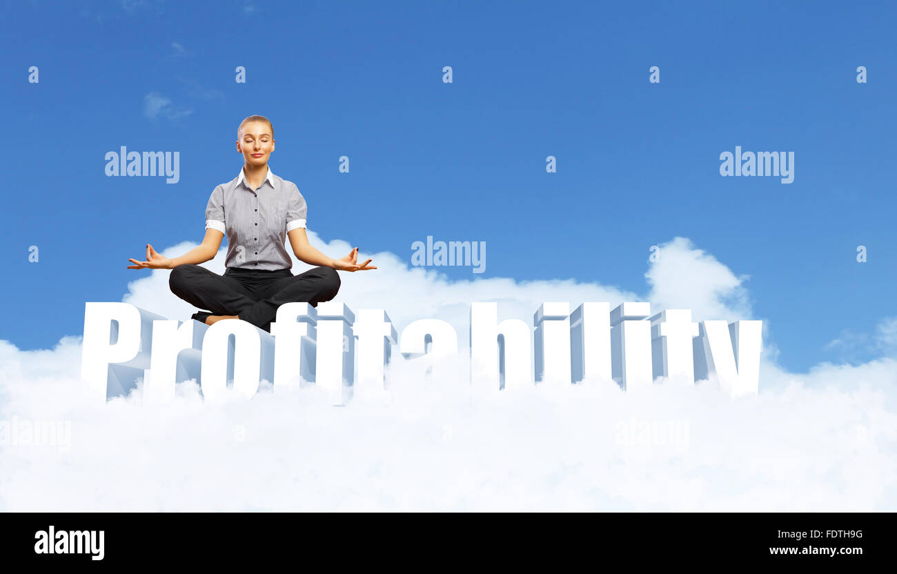 La protezione di un buon investimento e di rendere il concetto di denaro - imprenditrice mani con word Foto Stock