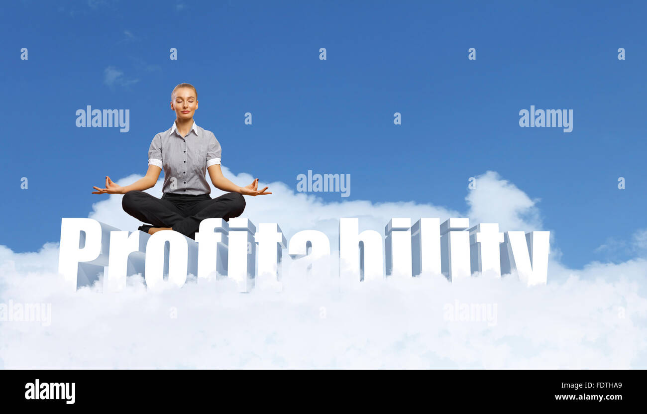 La protezione di un buon investimento e di rendere il concetto di denaro - imprenditrice mani con word Foto Stock