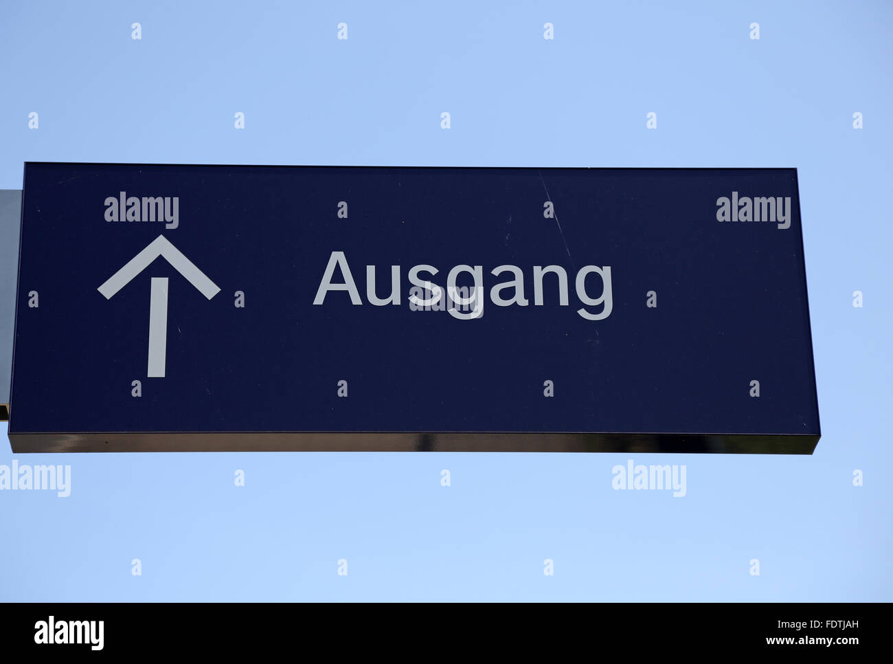 Neustadt Dosse (Germania), segno -Ausgang- alla stazione Foto Stock