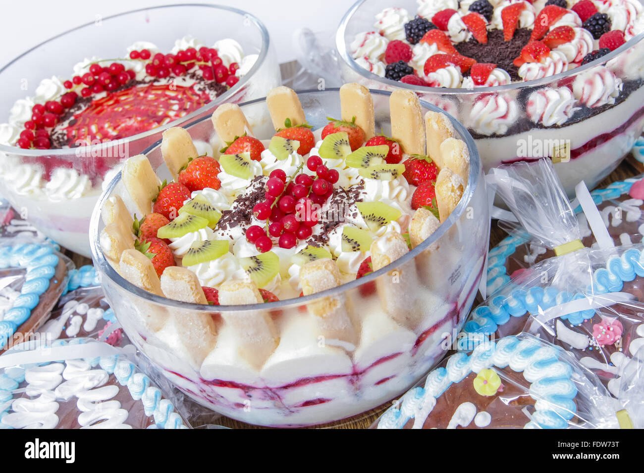 Frutta colorata Torta di biscotti dolci Foto Stock