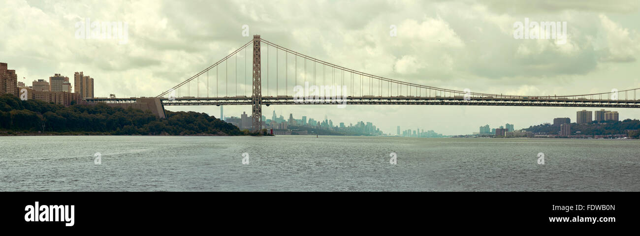 George Washington Bridge, uno dei New York ponti. Attraversa il Fiume Hudson da New Jersey al Bronx, New York Foto Stock