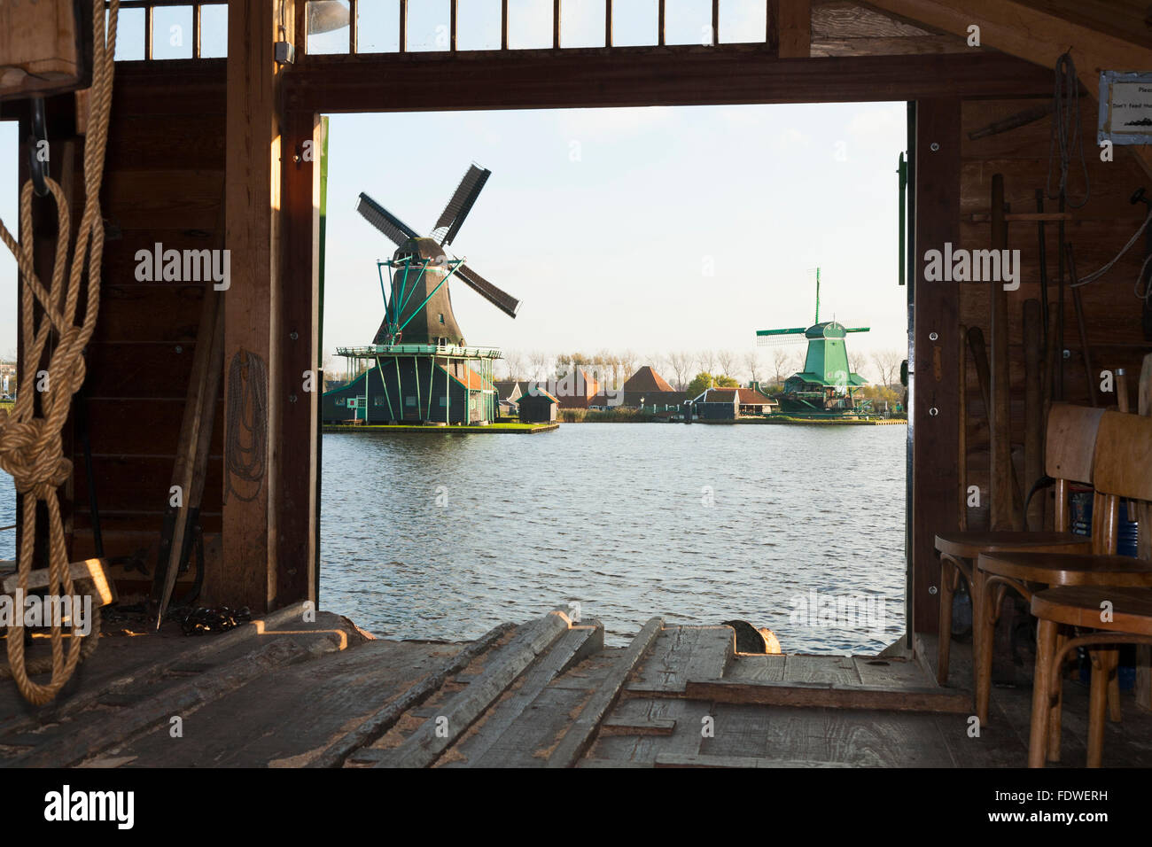 All'interno di Het Jonge Schaap (giovani ovini) Segheria / mulini a vento il mulino a vento di / / mulini a vento. Zaanse Schans, Holland, Paesi Bassi. Foto Stock