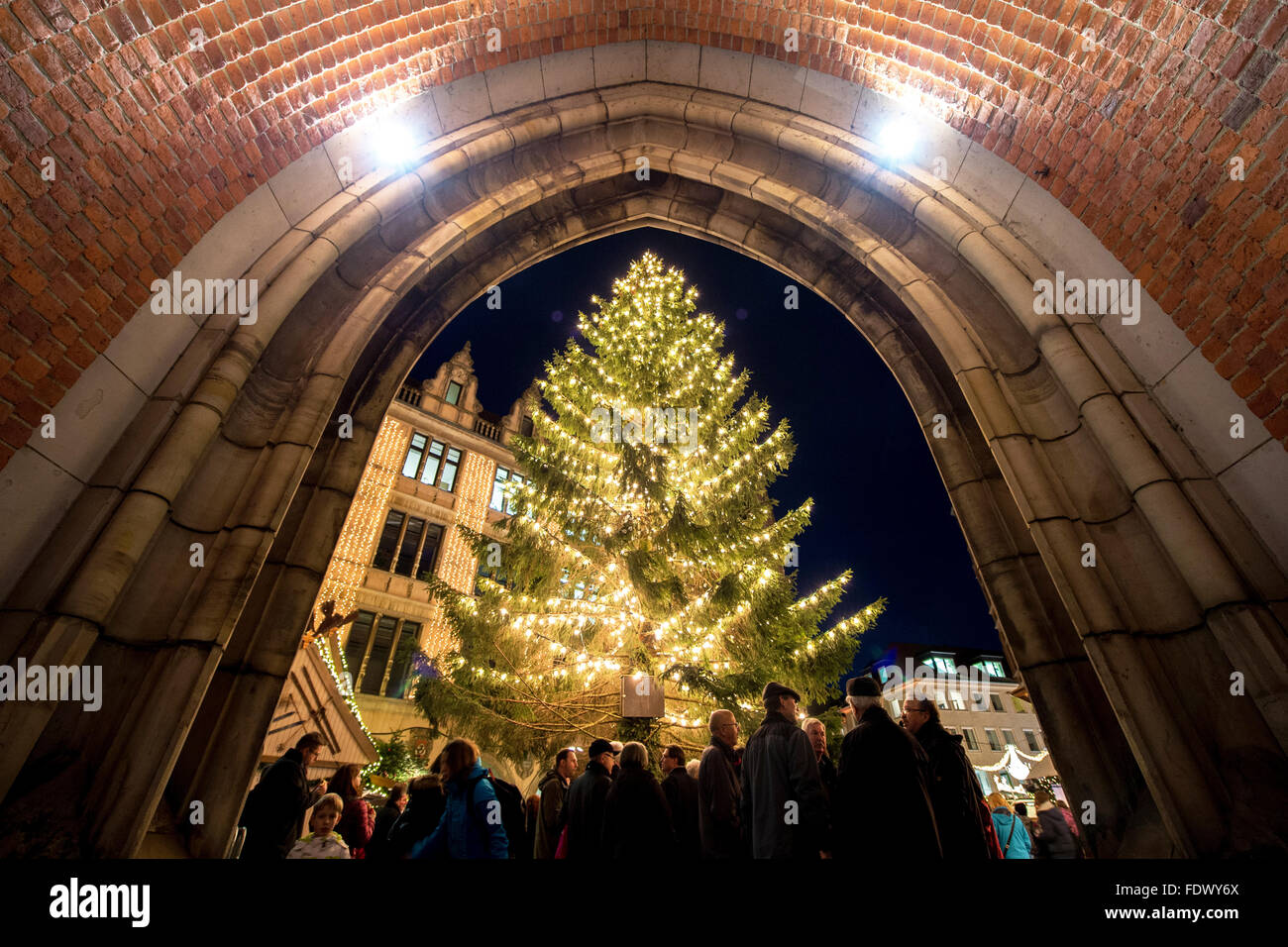 Hannover, Germania, albero di Natale al mercatino di Natale di Hannover Foto Stock