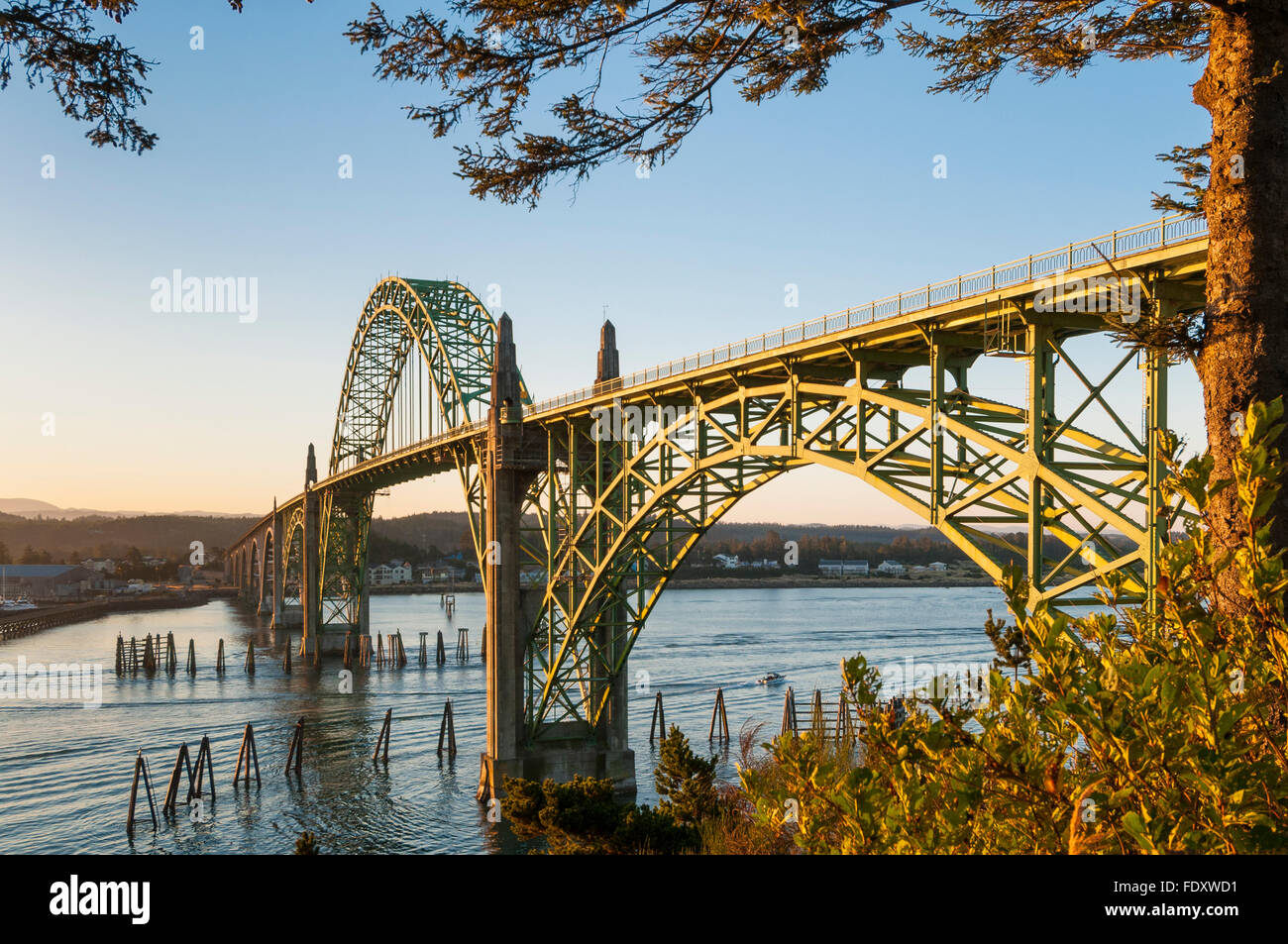 Yaquina Bay Bridge, Newport, central Oregon Coast. Foto Stock