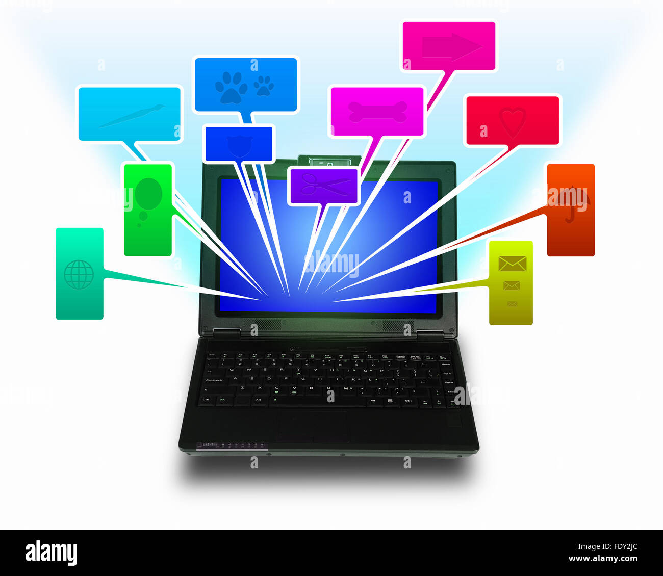 Immagine di un computer portatile con simboli di comunicazione e di rete Foto Stock