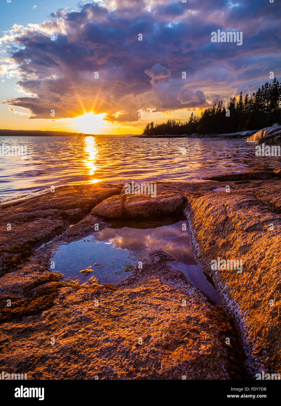 Deer Isle, Maine: tramonto sulla baia di Gerico Foto Stock