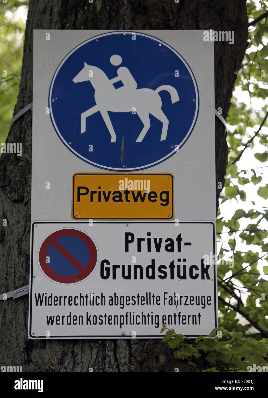 Neuenhagen, Germania, segno - strada privata, briglia percorso, Privatgrundstueck - Foto Stock