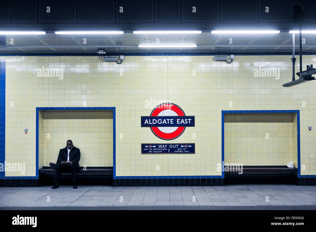 Stazione della metropolitana Aldgate East sulla Hammersmith and City Line e sulla District Line. La metropolitana più vicina per Brick Lane e sede di Jack lo Squartatore Foto Stock