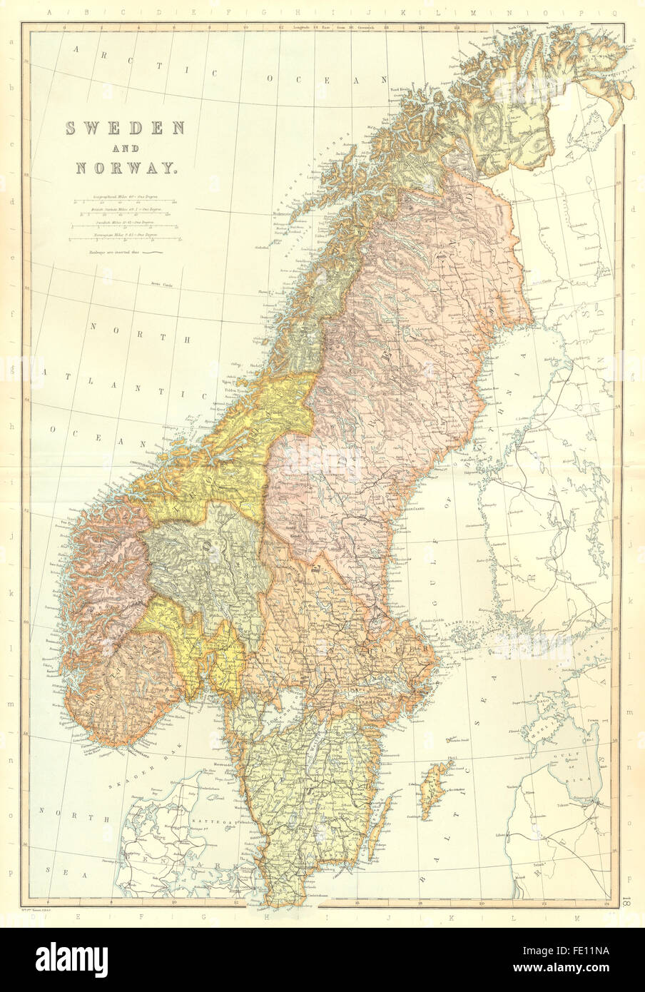 SCANDINAVIA: Svezia e Norvegia.Scala in svedese e norvegese di miglia.BLACKIE, 1893 Mappa Foto Stock