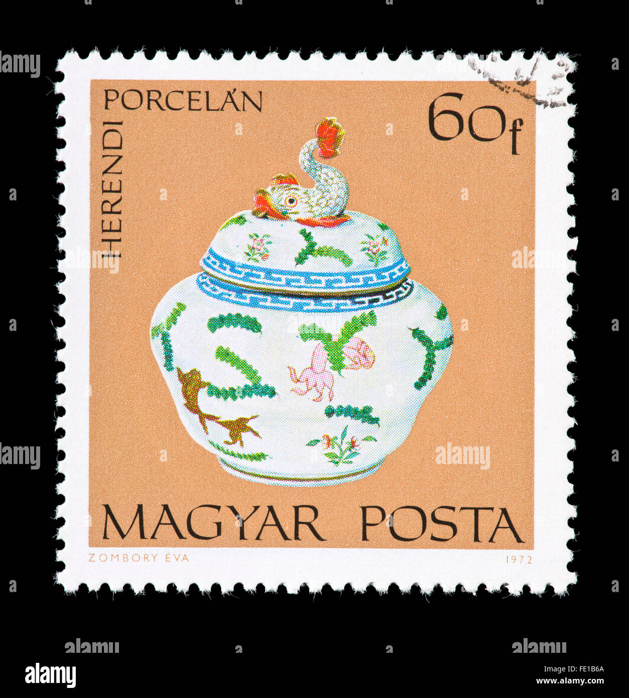 Francobollo da Ungheria raffigurante un oggetto piatto di caramelle, esempio di Herend porcellane. Foto Stock