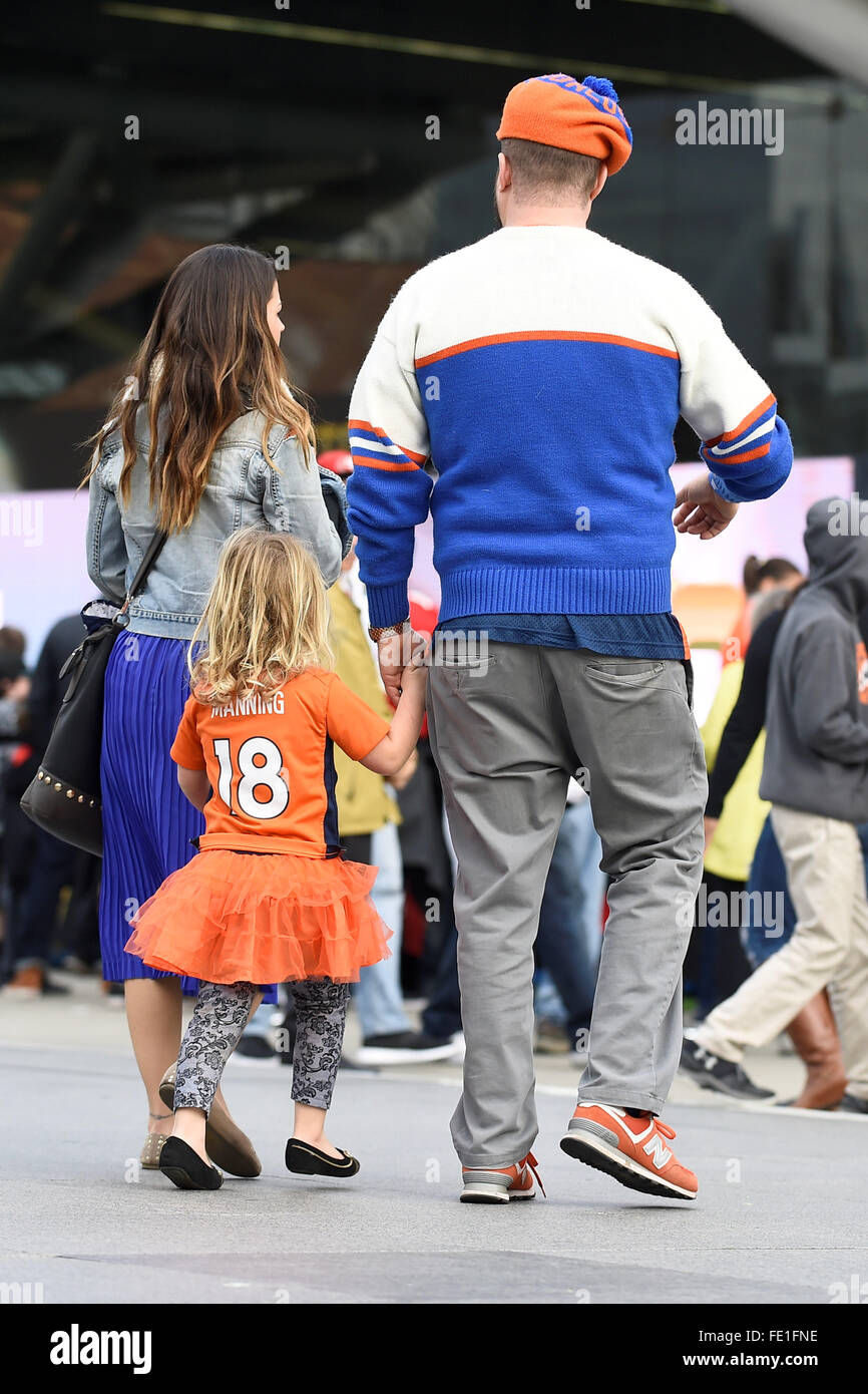 Mercoledì 3 febbraio, 2016: Ventole frequentare l'esperienza NFL a San Francisco, California durante la National Football League la settimana di apertura delle celebrazioni per il Super Bowl 50 tra la Carolina Panthers e Denver Broncos . Eric Canha/CSM Foto Stock