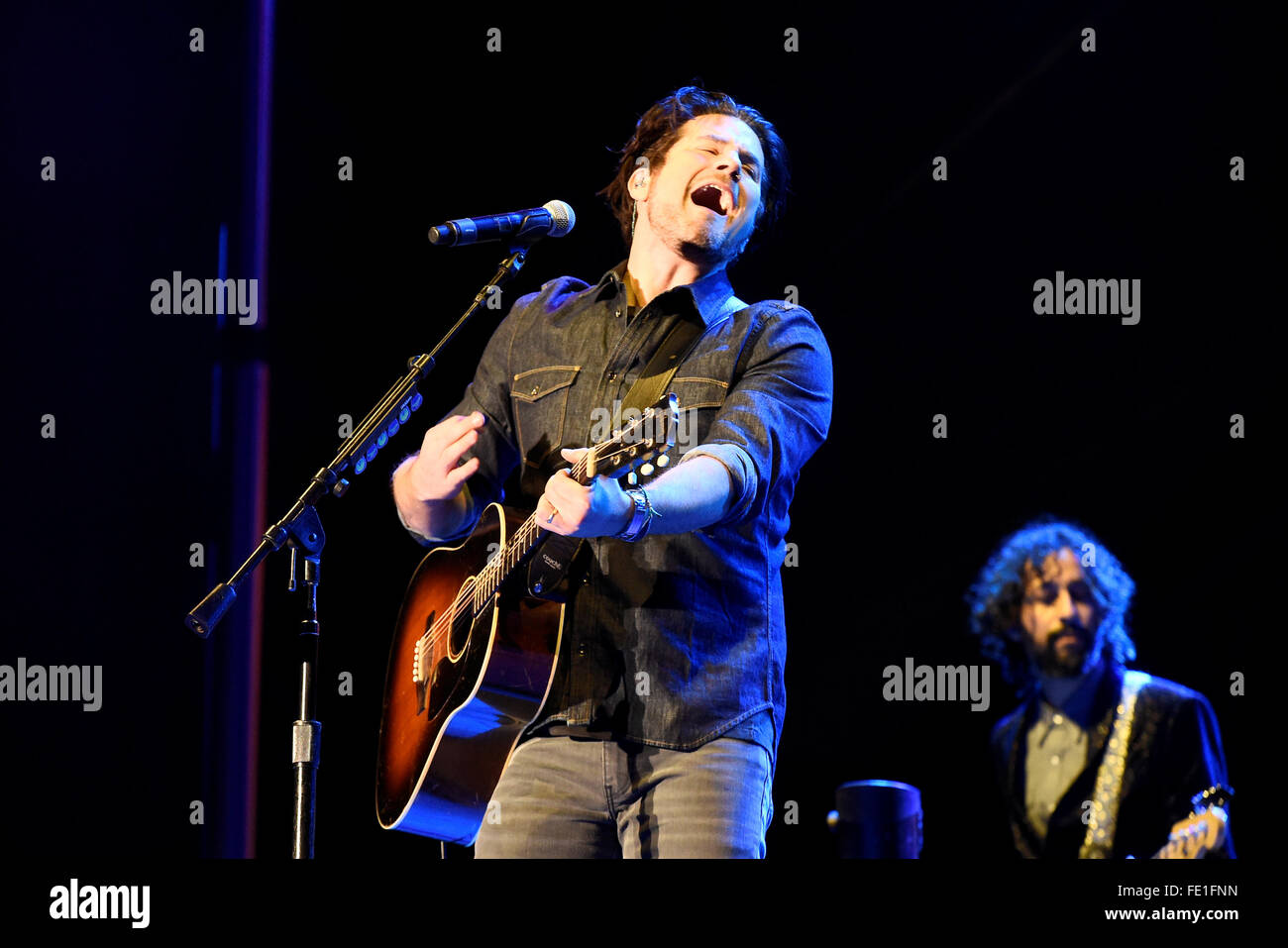 Mercoledì 3 febbraio, 2016: il cantante-cantautore Matt Nathason esegue al Super Bowl città di San Francisco, California durante la National Football League la settimana di apertura delle celebrazioni per il Super Bowl 50 tra la Carolina Panthers e Denver Broncos . Eric Canha/CSM Foto Stock
