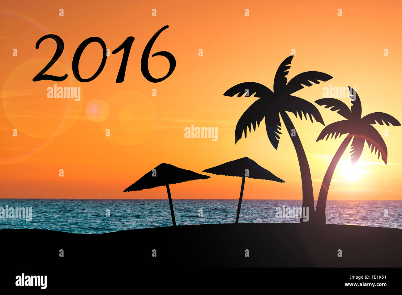 2016 il concetto di vacanza. Tramonto sulla spiaggia, effetto flare Foto Stock