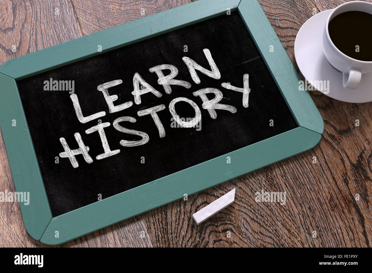 Imparare la storia concetto disegnati a mano sulla lavagna. Foto Stock