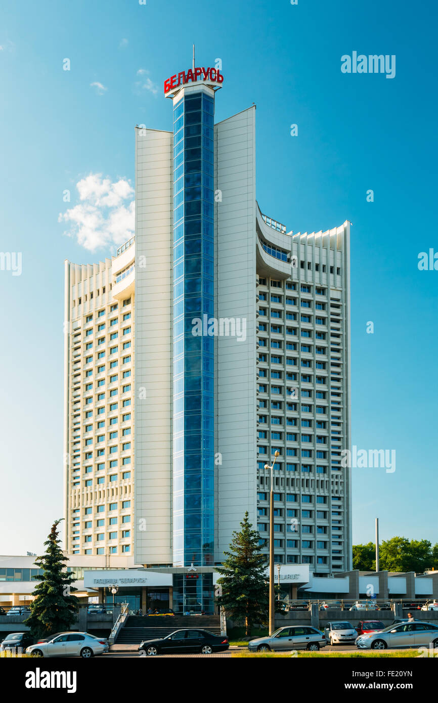 La costruzione di tre stelle denominato Bielorussia con ascensore panoramico in centro situato presso il quartiere Nemiga a Minsk, in Bielorussia. Foto Stock