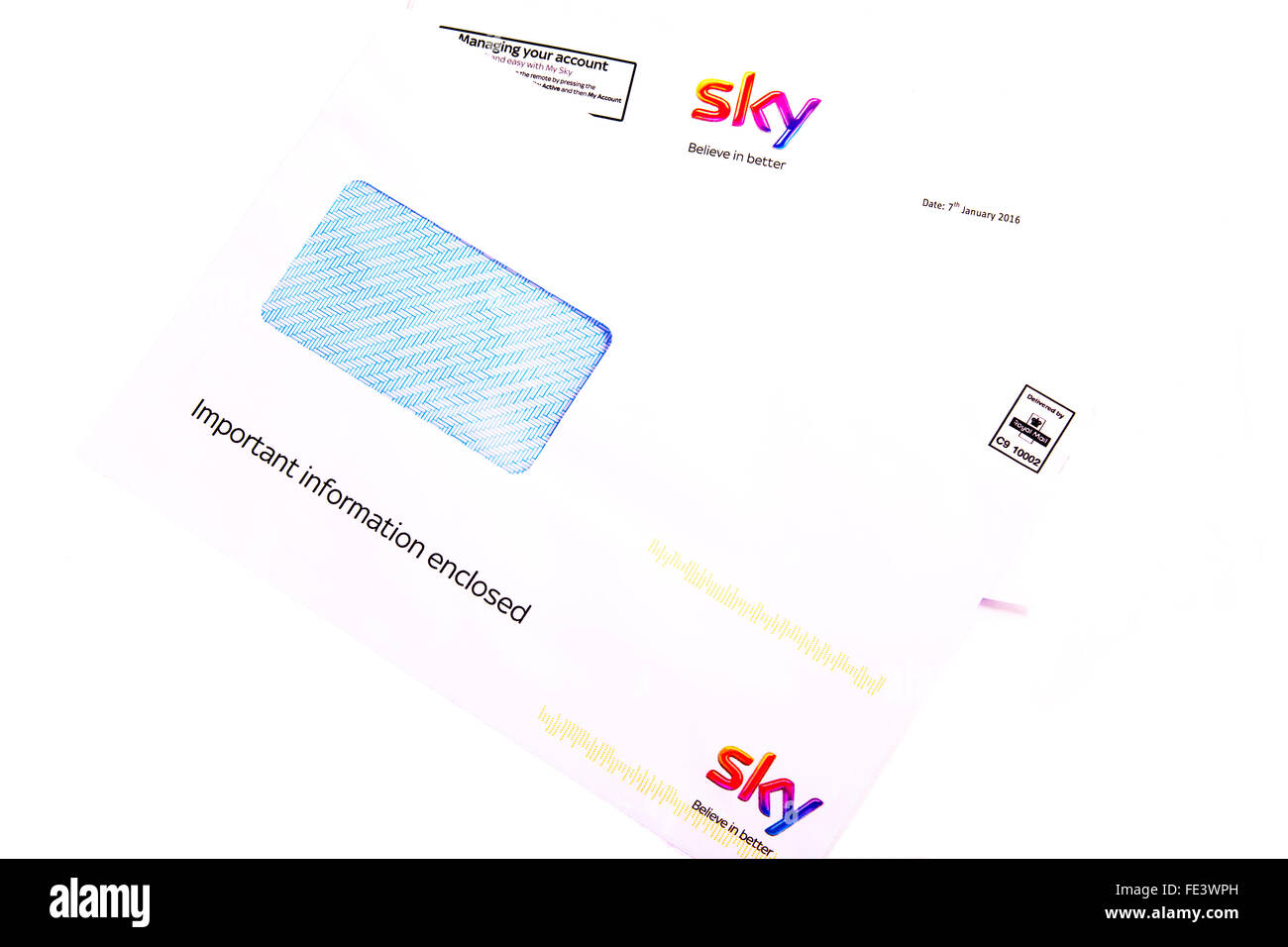 Sky TV lettera gestione account informazioni importanti racchiusi tagliare ritaglio sfondo bianco isolato Foto Stock