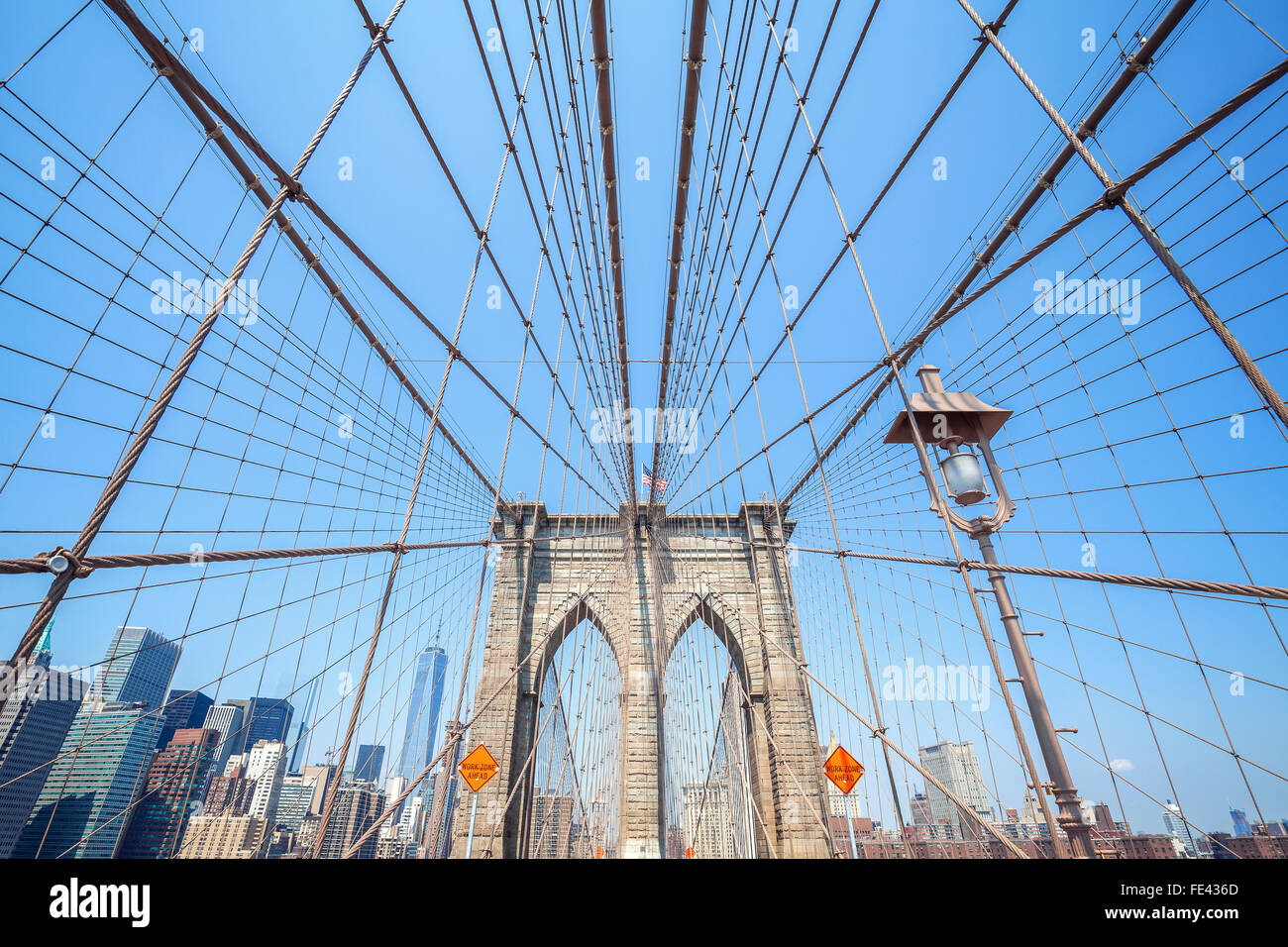 Ampio angolo di foto del Ponte di Brooklyn, New York, Stati Uniti d'America. Foto Stock