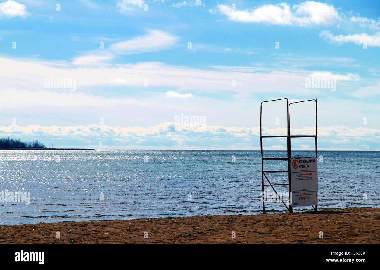 Spiaggia deserta sul lago Ontario Foto Stock