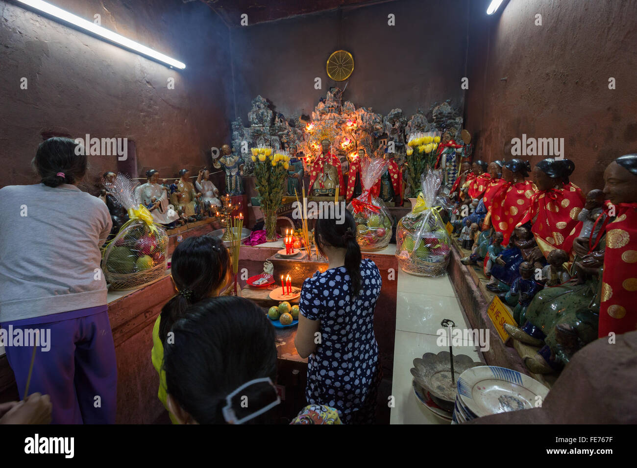 A Saigon, Vietnam - 27 gennaio 2014: altare in imperatore Jade Foto Stock