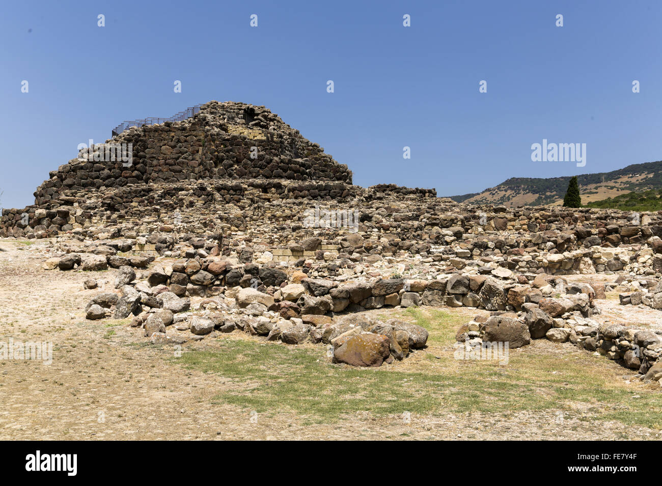Le rovine di Su Nuraxi vicino a Barumini in Sardegna Foto Stock