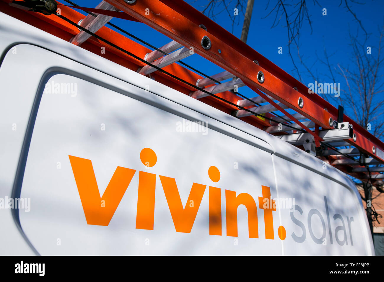 Camion con un Vivint logo solare in Beltsville, Maryland il 2 gennaio 2016. Foto Stock