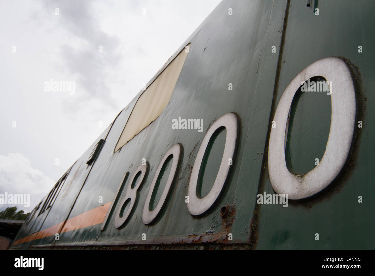 Unico Gas sperimentale locomotiva a turbina 18000 sul display ma che mostra i segni dell'età e la ruggine a Didcot. Foto Stock