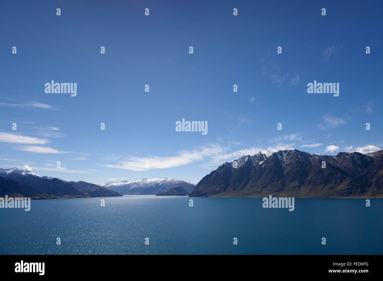 Lago Hawea sull'Isola del Sud della Nuova Zelanda Foto Stock