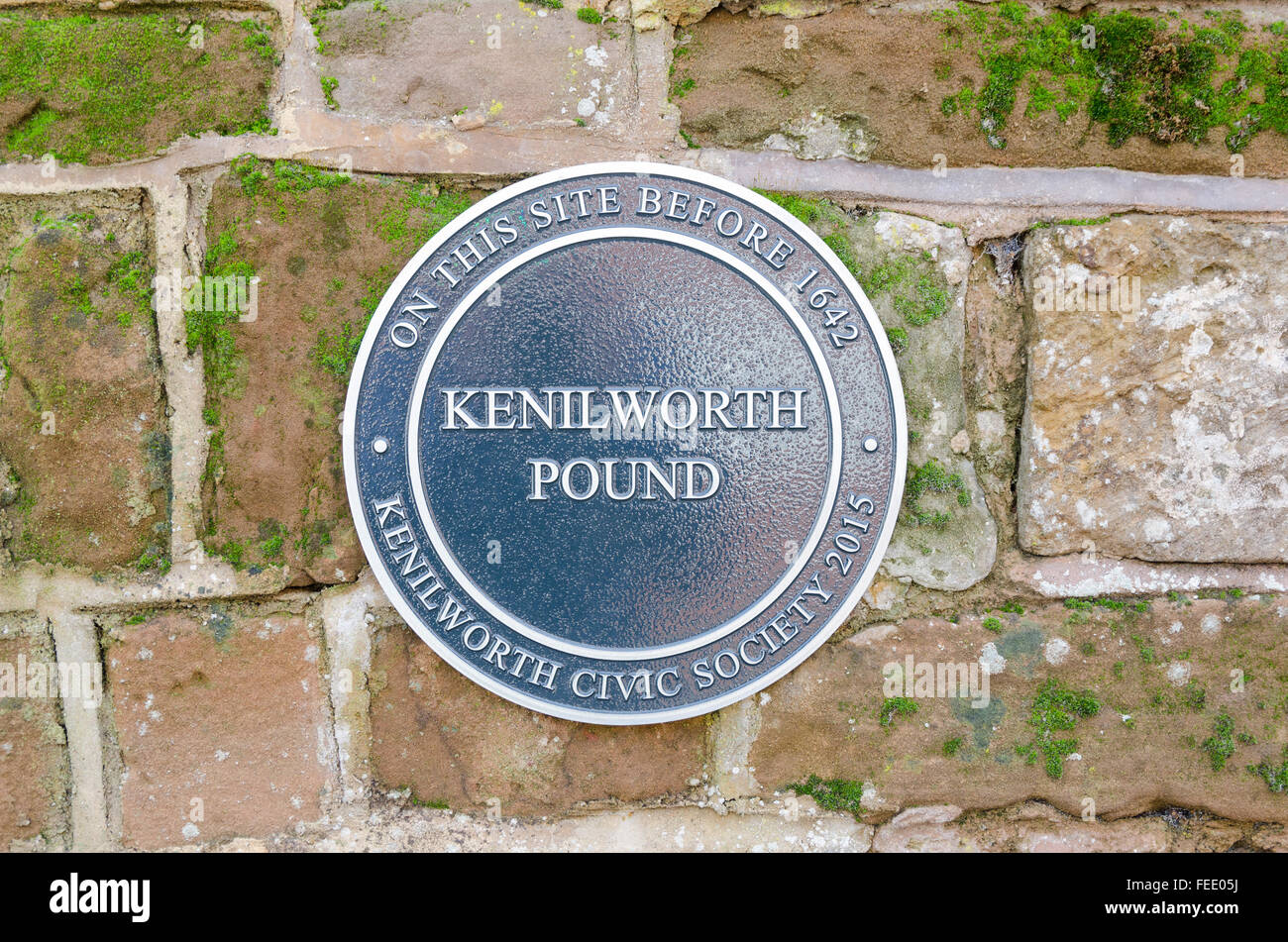 Blu segno circolare la marcatura del Kenilworth Pound a Kenilworth, Warwickshire Foto Stock