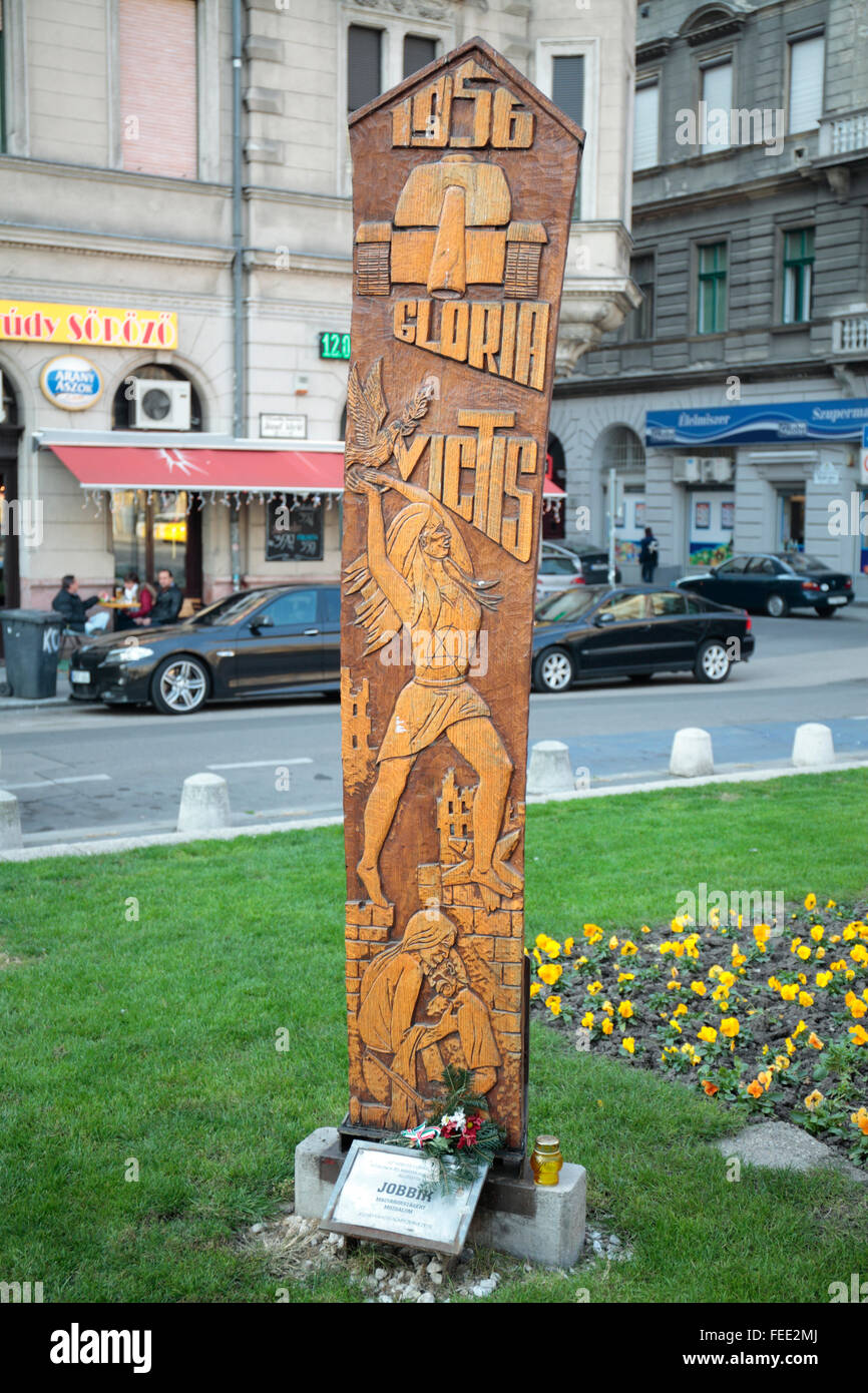 Statua in onore della gioventù che morì durante la rivoluzione del 1956, Budapest, Ungheria Foto Stock