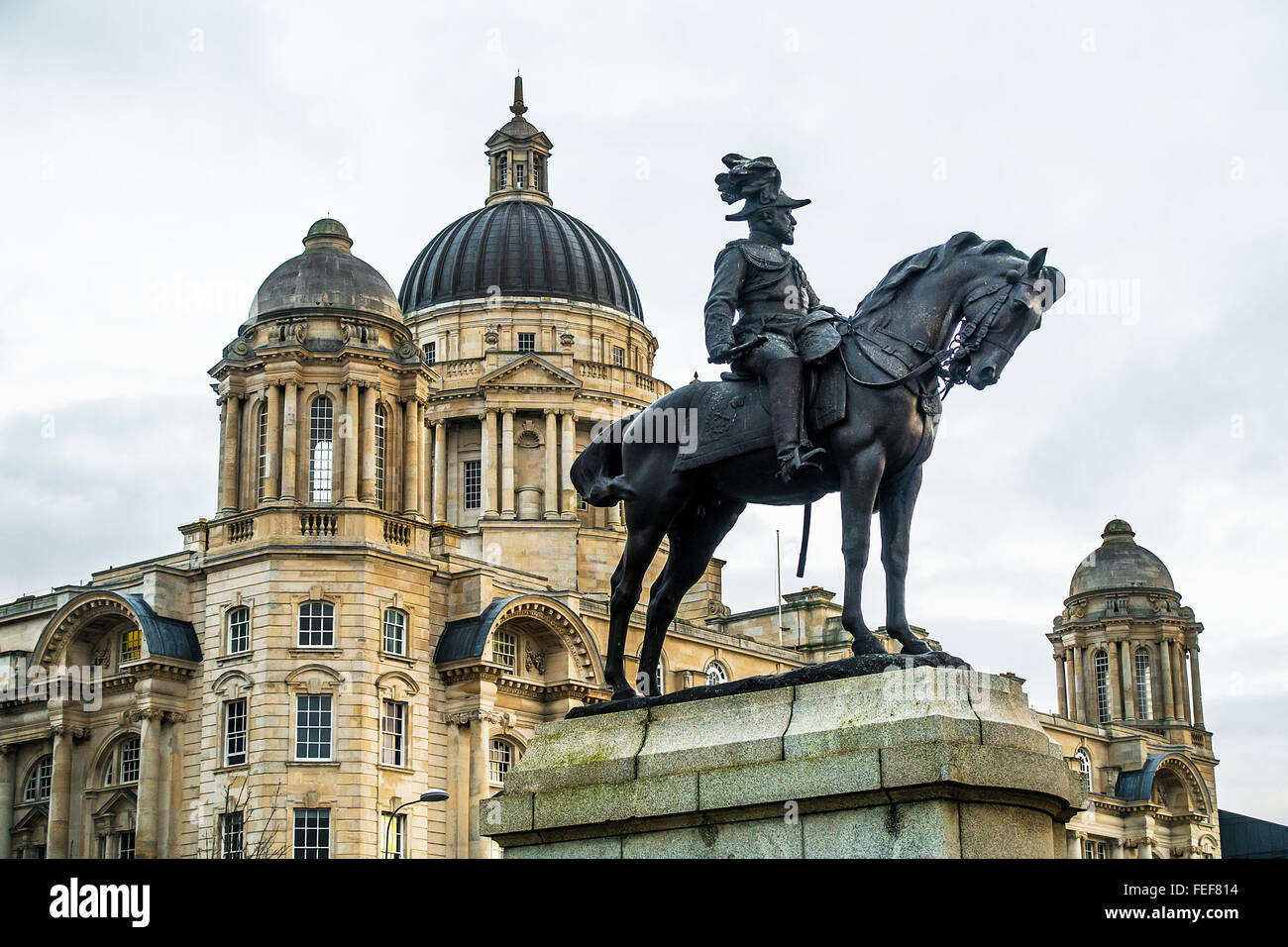 Edward VII settimo X11 statua Liverpool LANCASHIRE REGNO UNITO Foto Stock