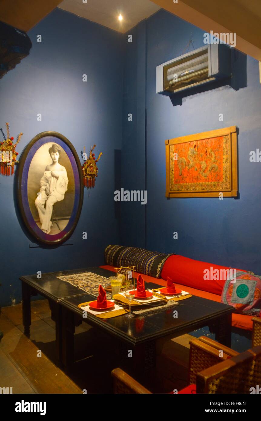 Esotico, rustico a tema asiatico sala da pranzo Foto Stock