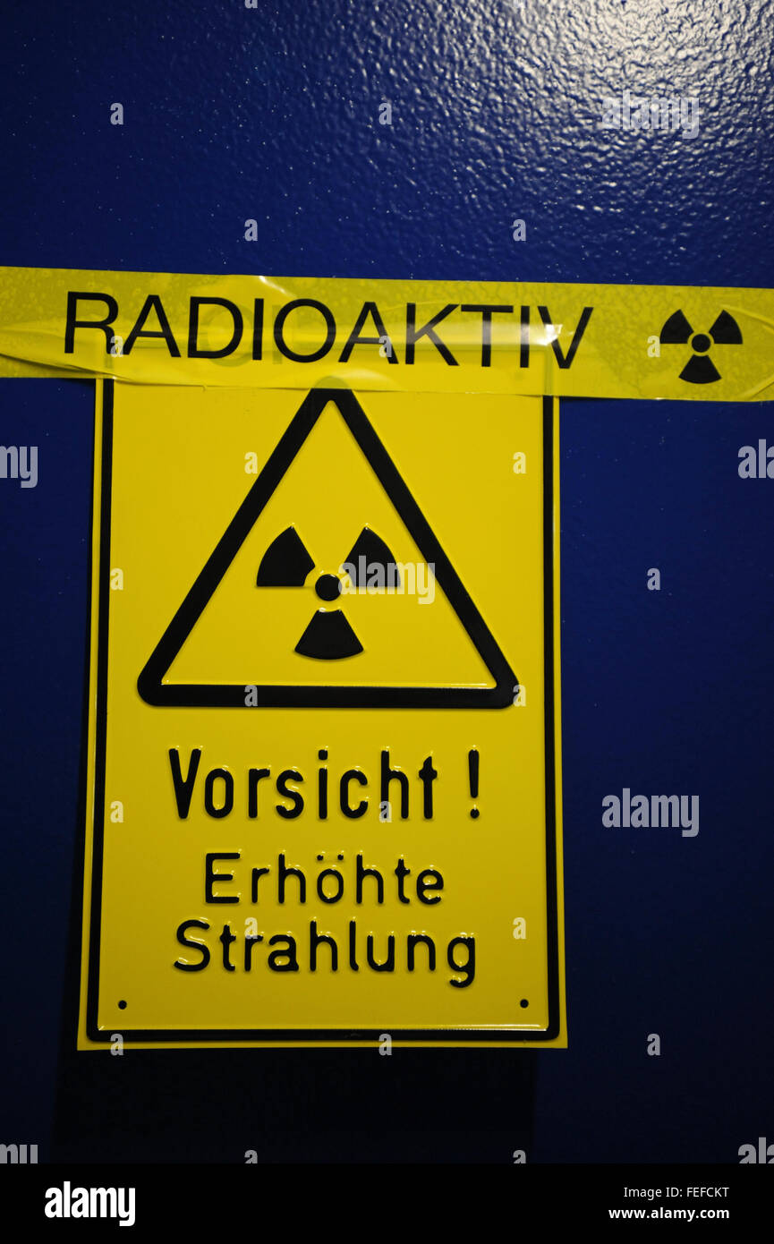 Rifiuti radioattivi segnale a Greifswald Power Plant, Germania Est Foto Stock