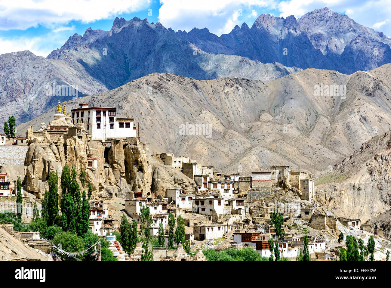 Vista panoramica del monastero di Lamayuru in Ladakh, India. Foto Stock