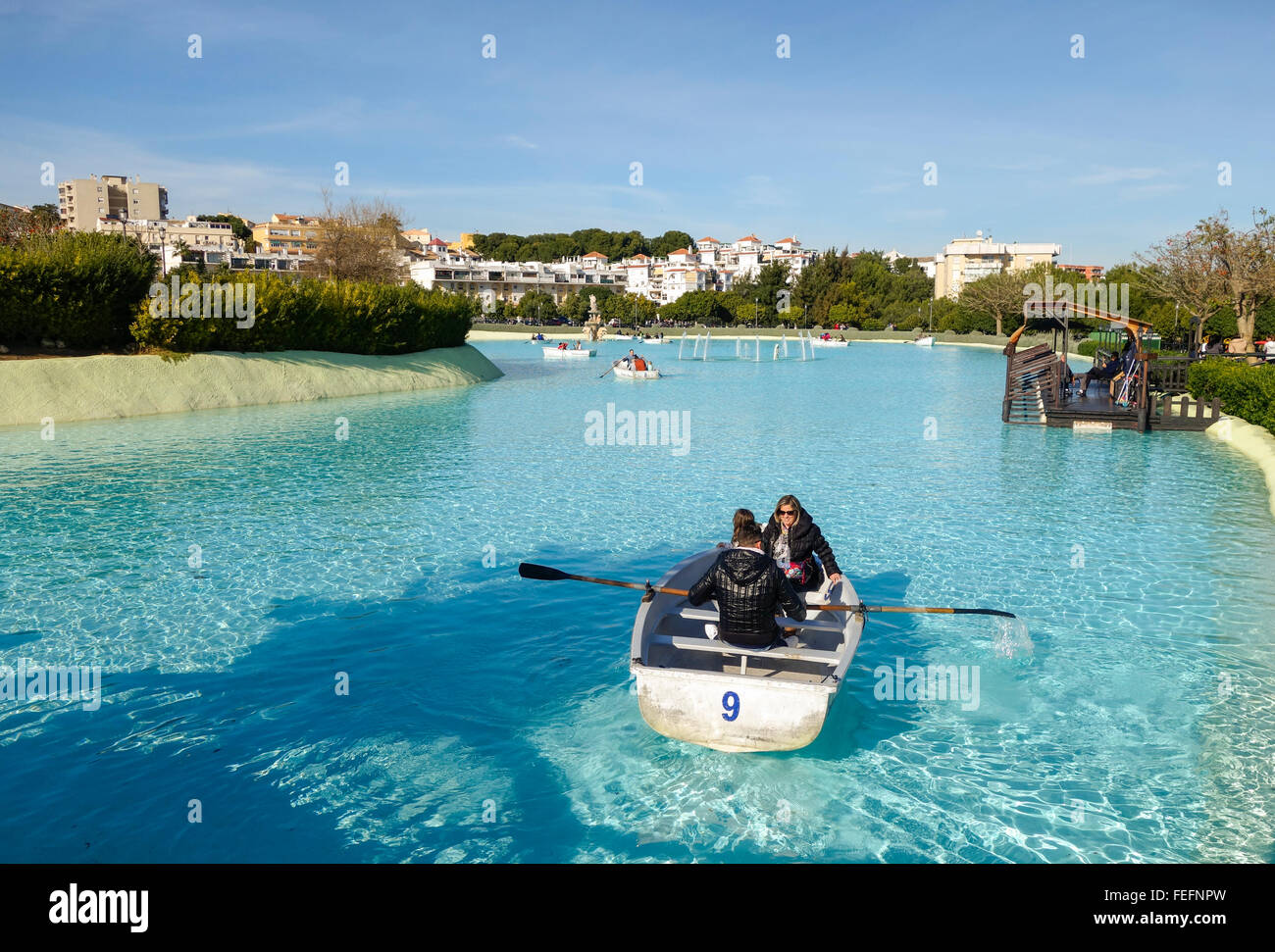 La nautica Stagno, lago artificiale a La Bateria atraction parco pubblico di Torremolinos. Costa del Sol, Spagna Foto Stock