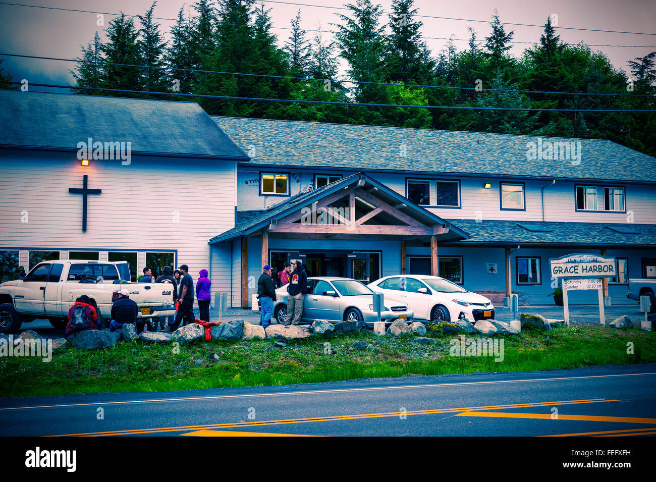 Parcheggio esterno a 2016 frana rescue shelter in Sitka, Alaska, Stati Uniti d'America. Foto Stock