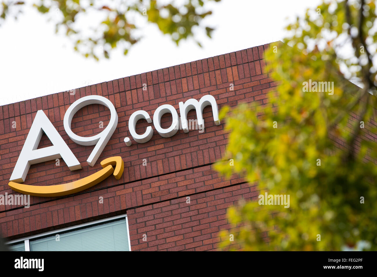 Un logo segno al di fuori della sede di A9.com, una controllata di Amazon.com a Palo Alto, in California, il 24 gennaio 2016. Foto Stock