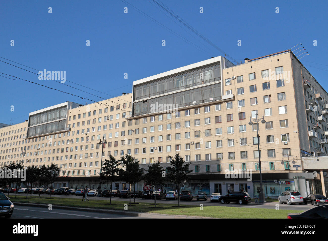 Basso livello di edilizia residenziale in blocco la Moskovskaya area di San Pietroburgo, Northwestern, Russia. Foto Stock