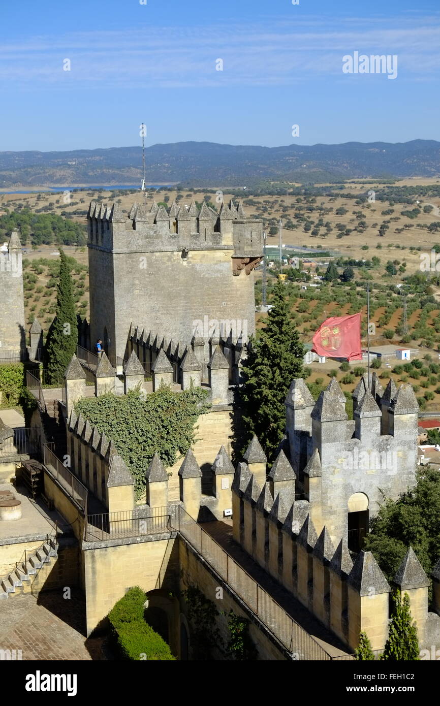 Castillo de Almodóvar del Río di un castello di origine musulmana nella città di Almodóvar del Río, Córdoba, Spagna Foto Stock
