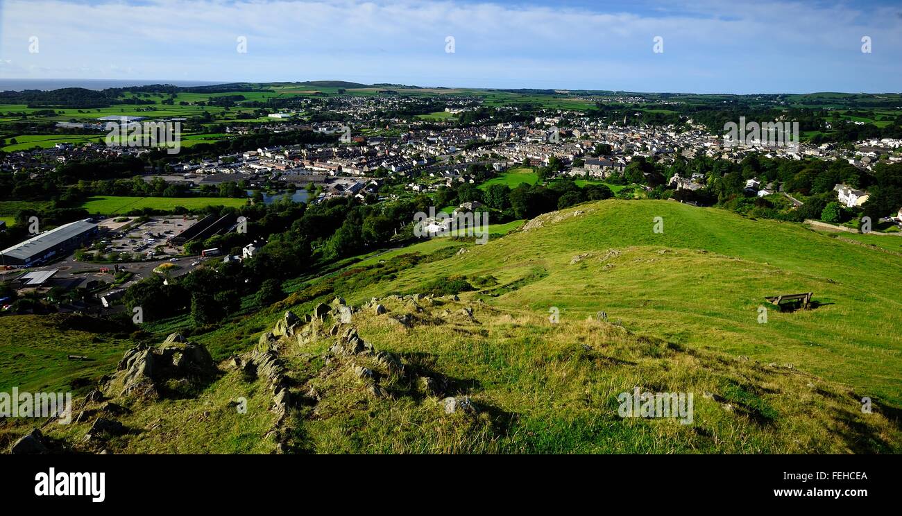 Visualizzazione di Ulverston da Hoad Hill Foto Stock