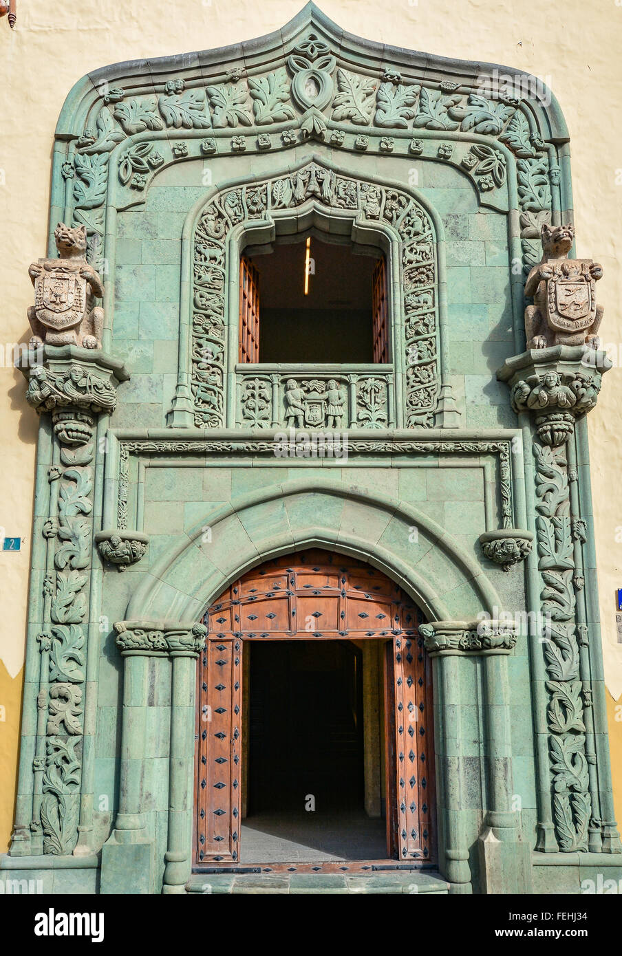 L'entrata principale per la Casa de Colon (la casa di Cristoforo Colombo), Las Palmas de Gran Canaria, Spagna Foto Stock