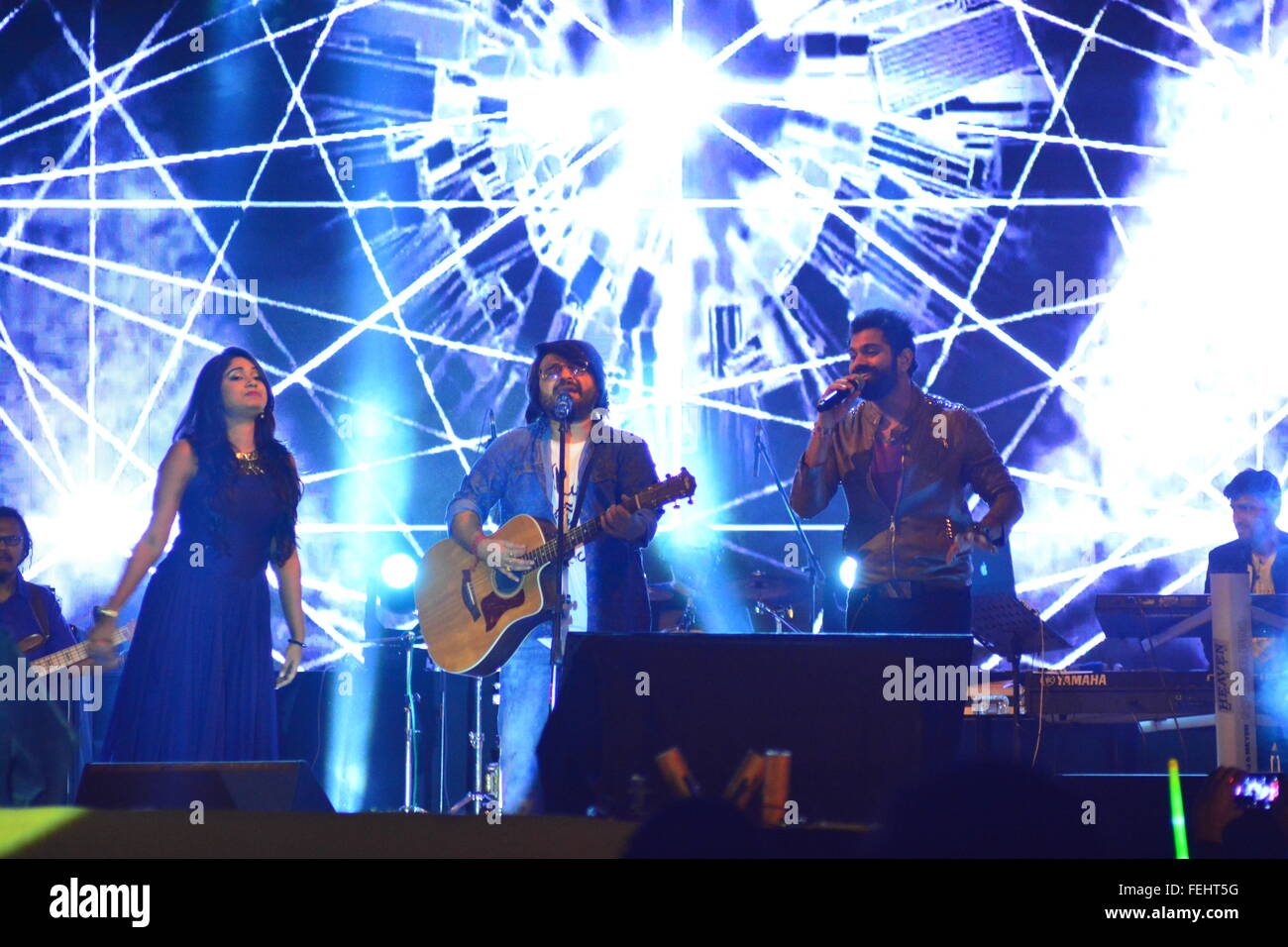 Bollywood singer Pritam effettuando in corrispondenza di Sabarmati Riverfront in Ahmedabad, India Foto Stock