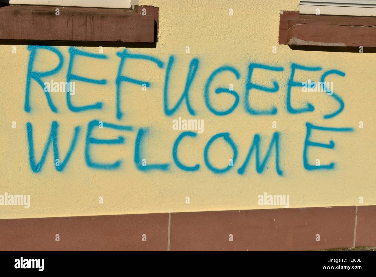 Graffiti rifugiati welcomein Friburgo, 25 gennaio, 2016. Foto Stock