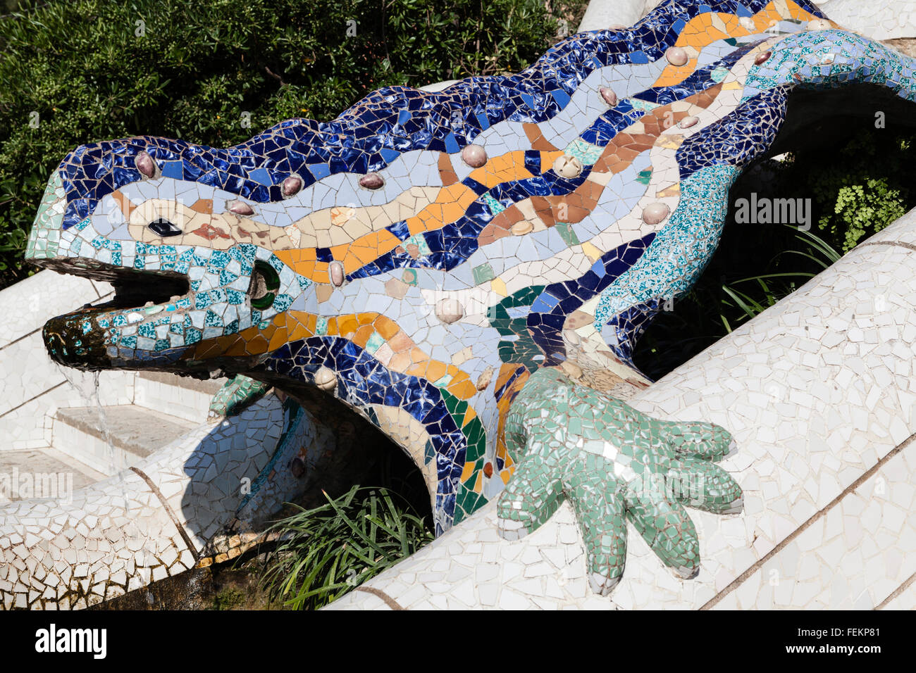 Salamander dragon, Parco Guell, Barcellona, Spagna, 1900-14. Foto Stock