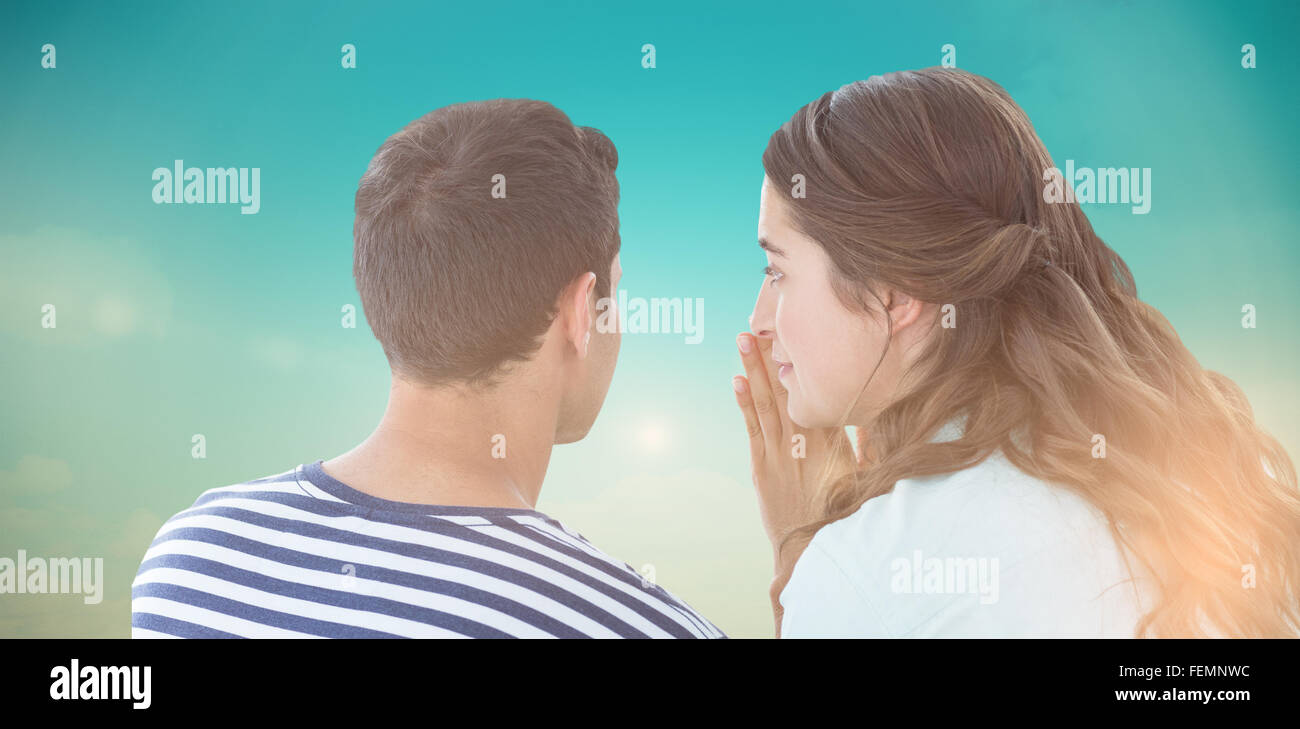 Immagine composita della donna sussurro segreto per ragazzo Foto Stock