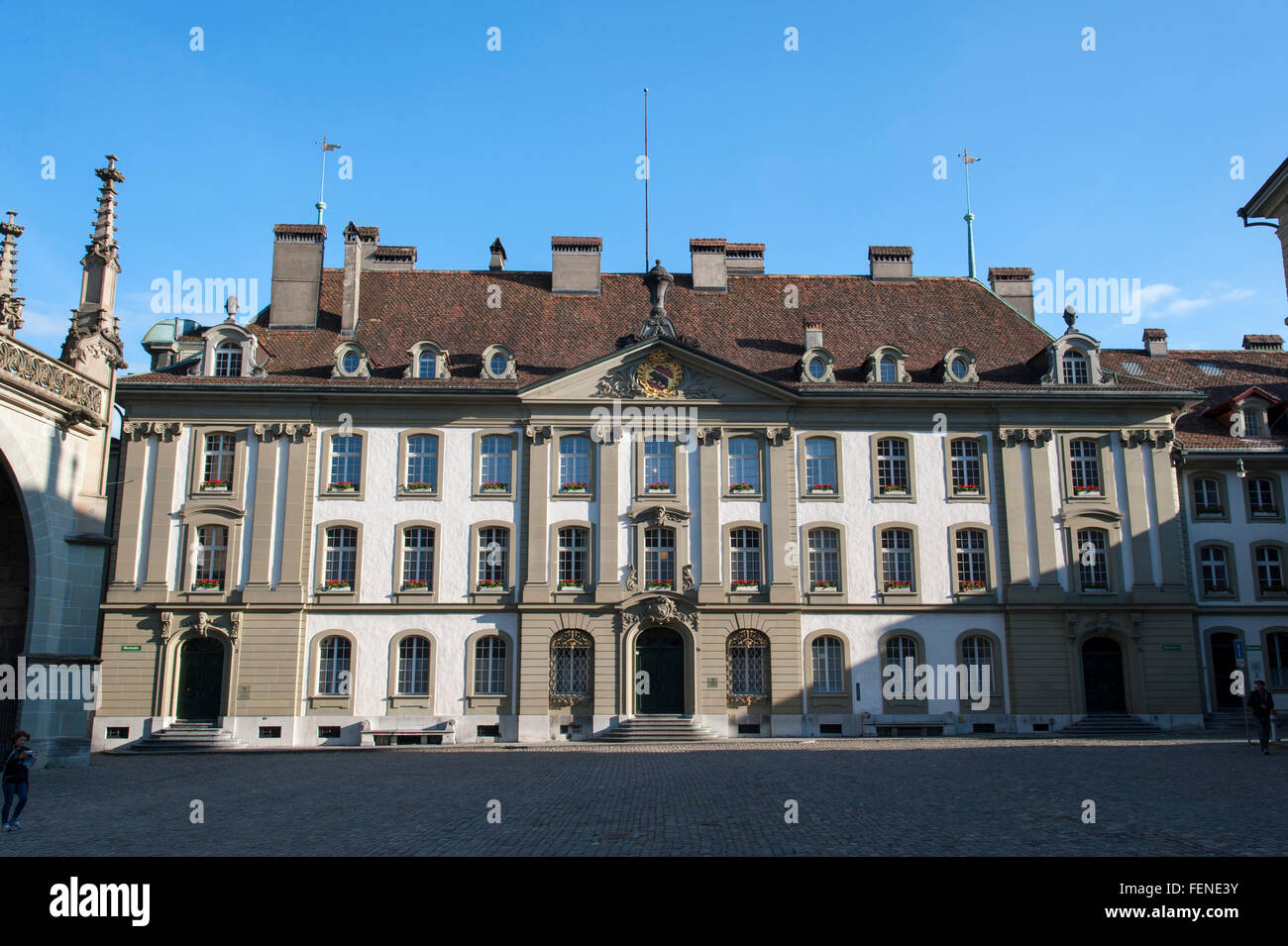 Palais sulla piazza della Cattedrale, un sito Patrimonio Mondiale dell'UNESCO Città vecchia di Berna, il Cantone di Berna, Svizzera Foto Stock
