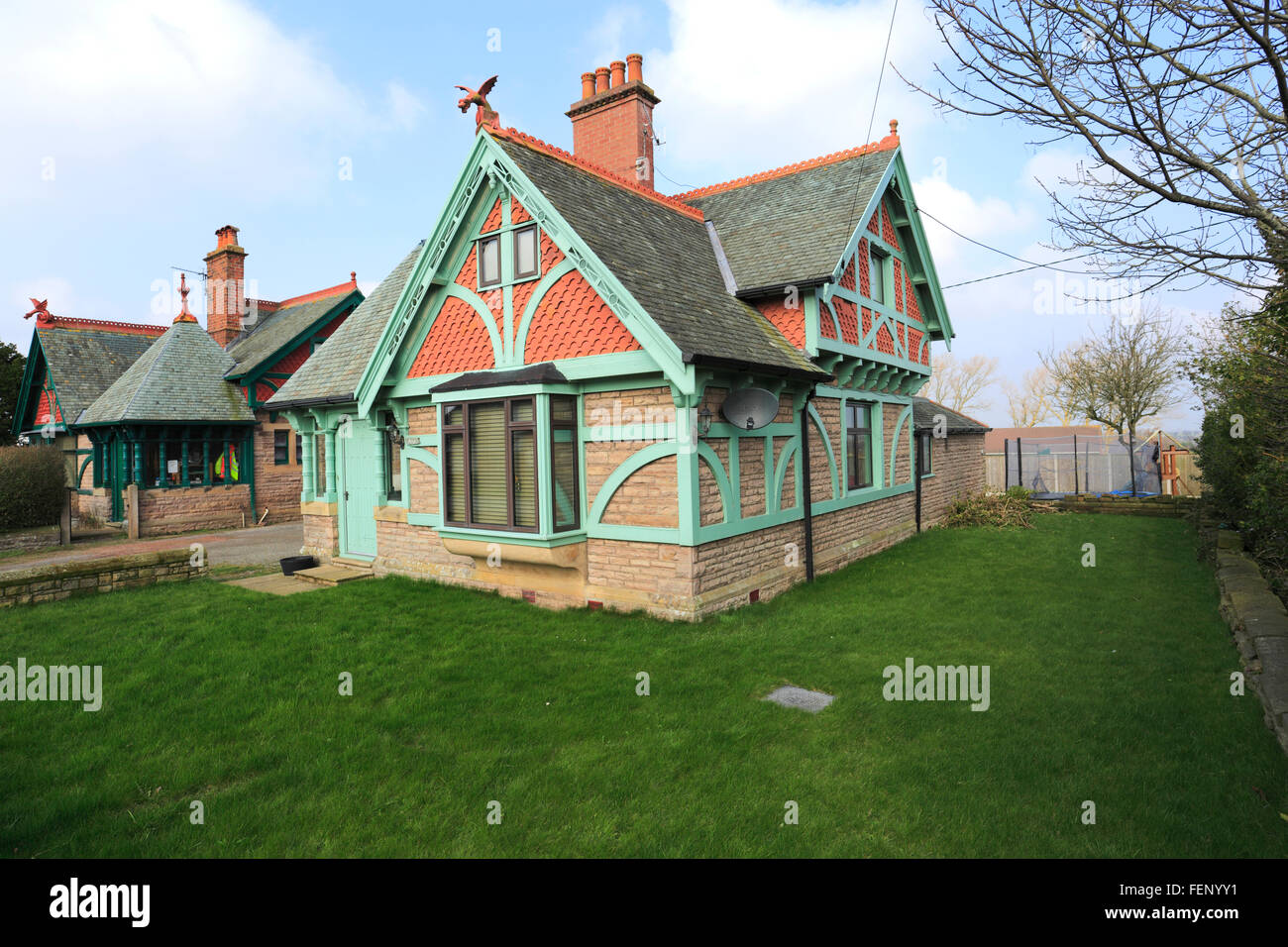 Alfa e Omega Cottages, Wigton town, Allerdale, Cumbria county, England, Regno Unito Foto Stock