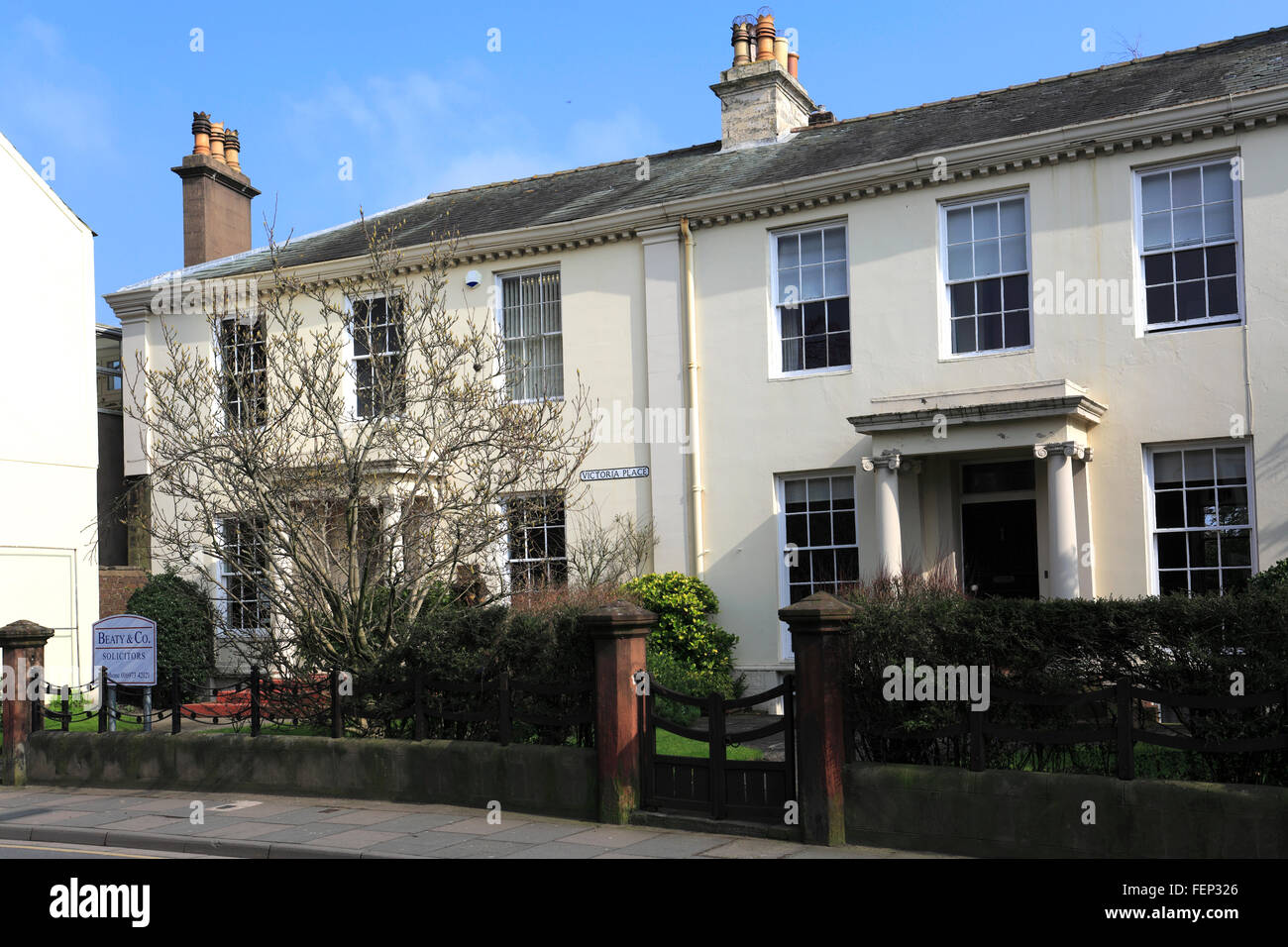 Victoria Place edifici, Wigton town, Allerdale, Cumbria county, England, Regno Unito Foto Stock