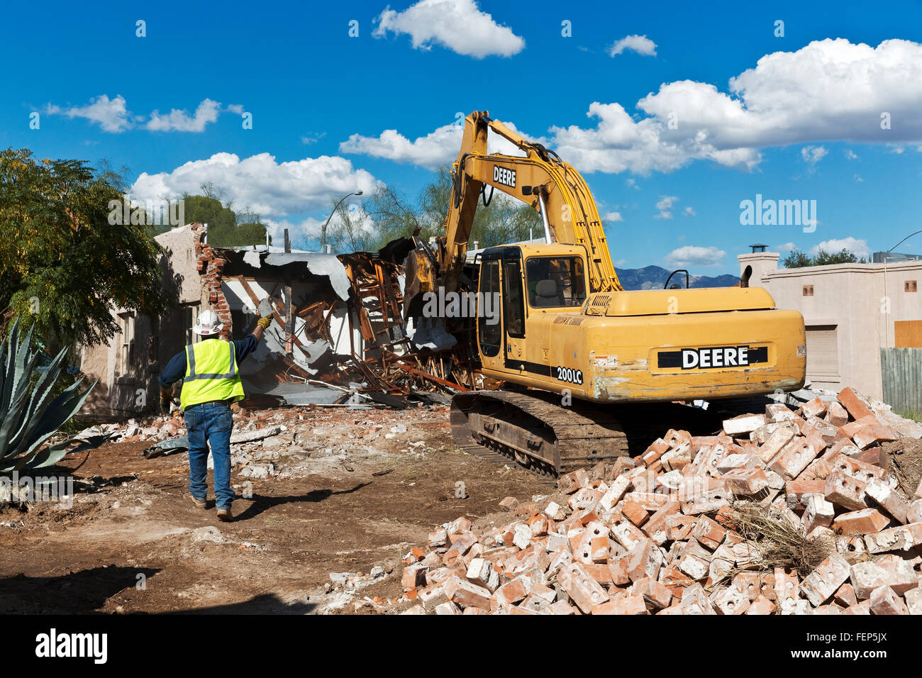 Demolizione di un unica famiglia home, Tucson, Arizona Foto Stock