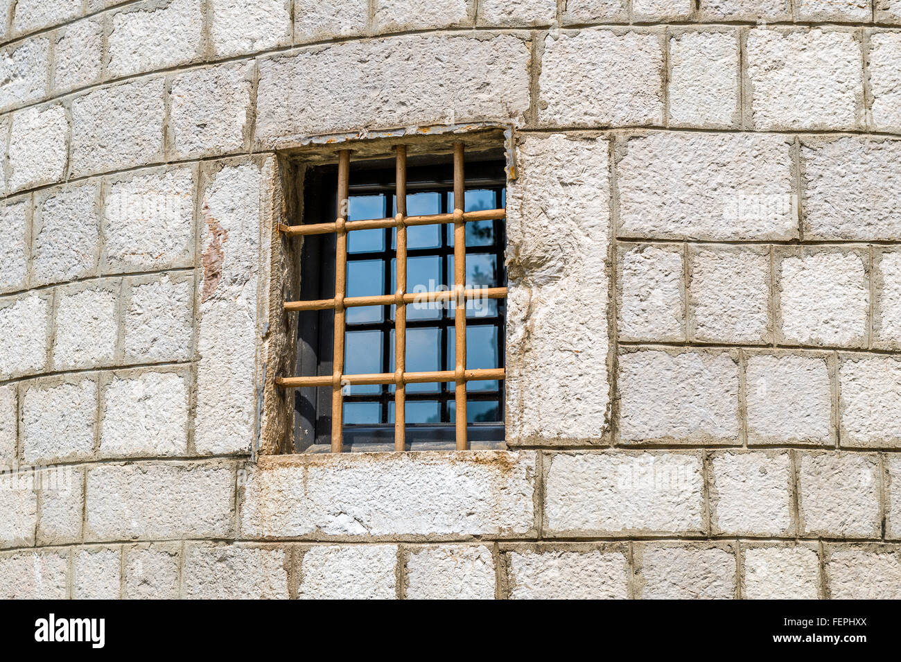 Fortezza di finestra a parete con tondino di ferro Foto Stock